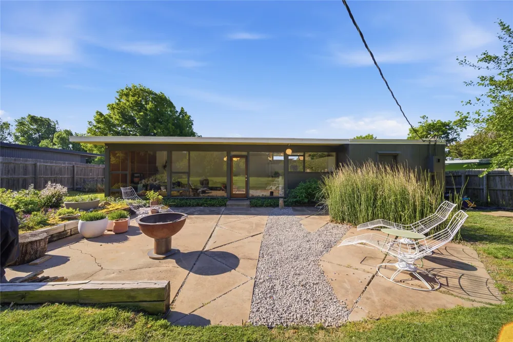 4981 E 26th Street Tulsa, OK 74114