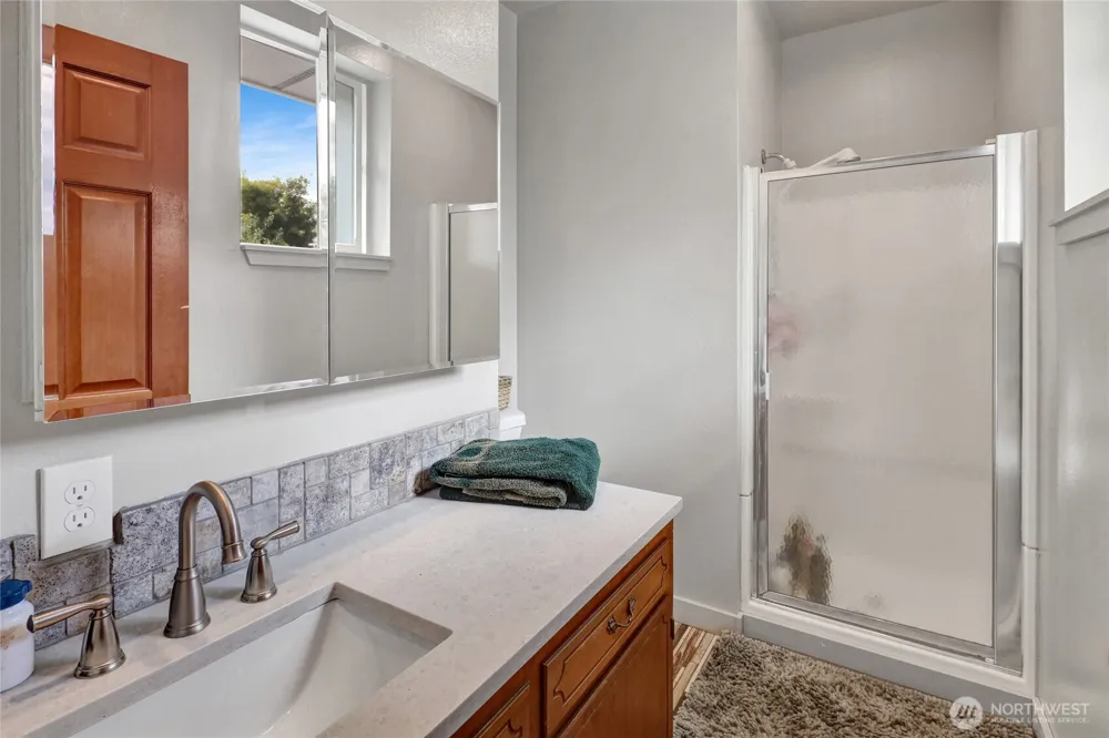 18686 Jolly Road Burlington, WA 98233