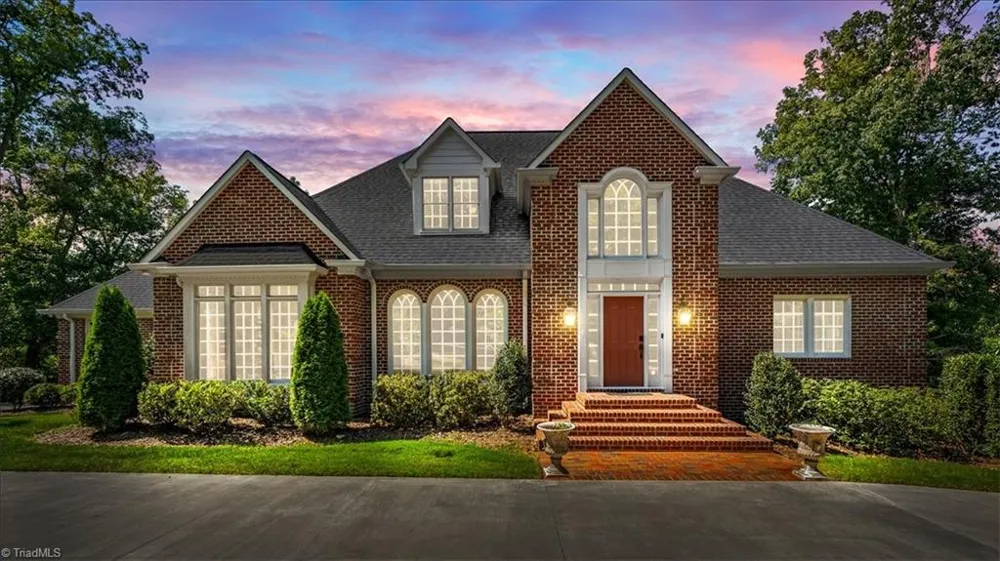 403 Cascade Drive High Point, NC 27265
