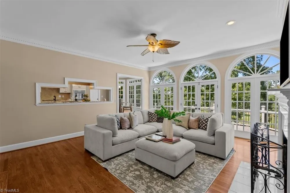 403 Cascade Drive High Point, NC 27265