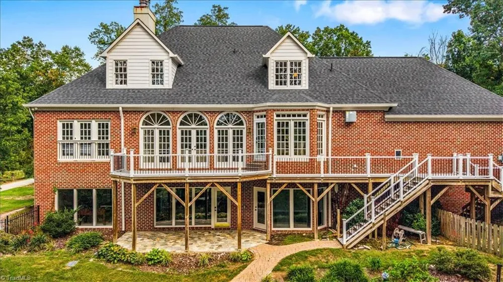 403 Cascade Drive High Point, NC 27265