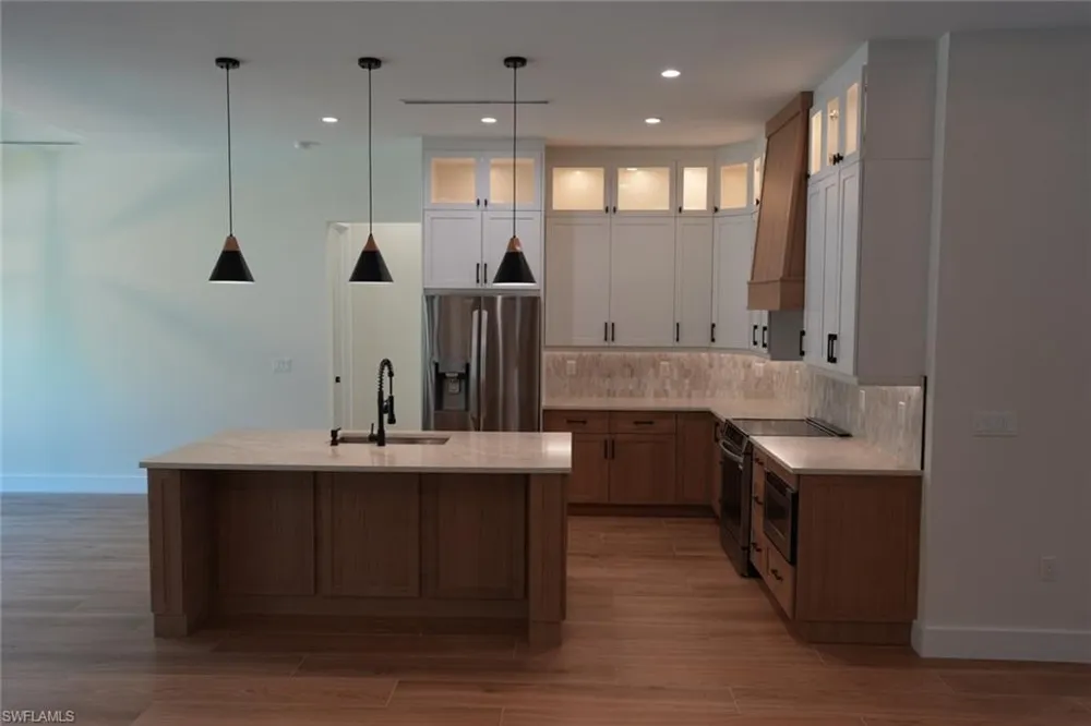 4009 8th ave ne Naples, FL 34120