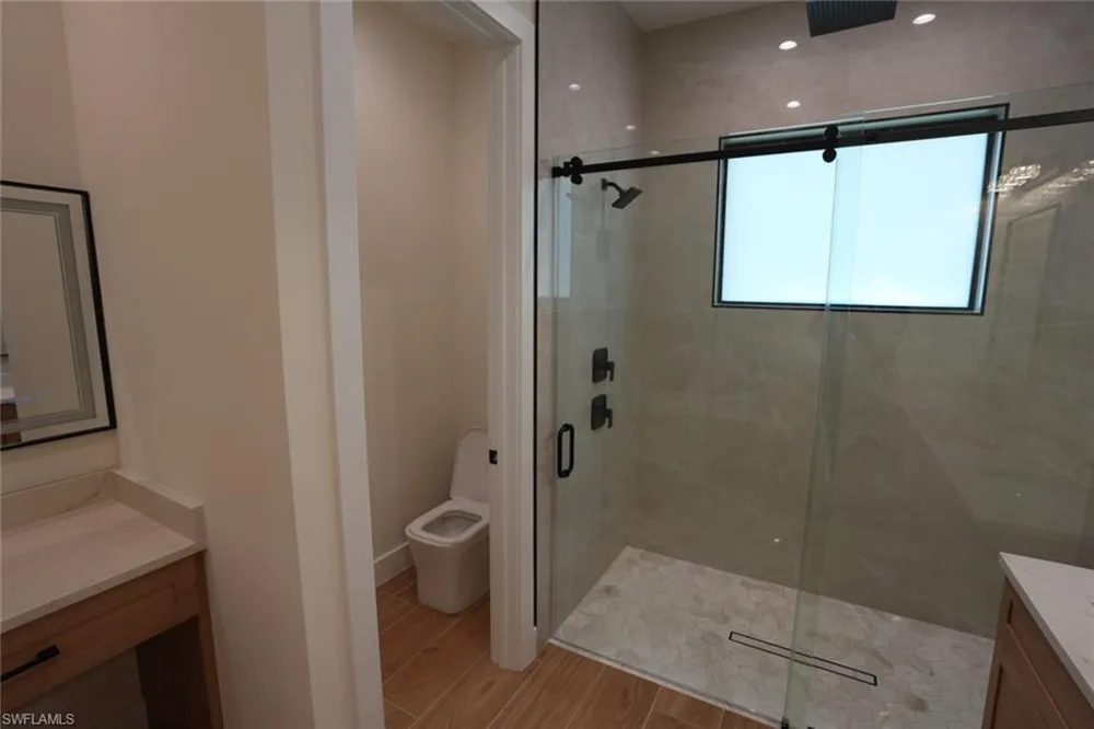 4009 8th ave ne Naples, FL 34120