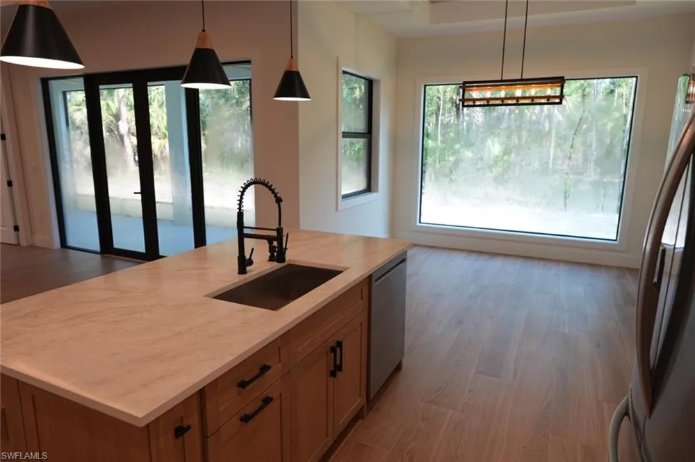 4009 8th ave ne Naples, FL 34120