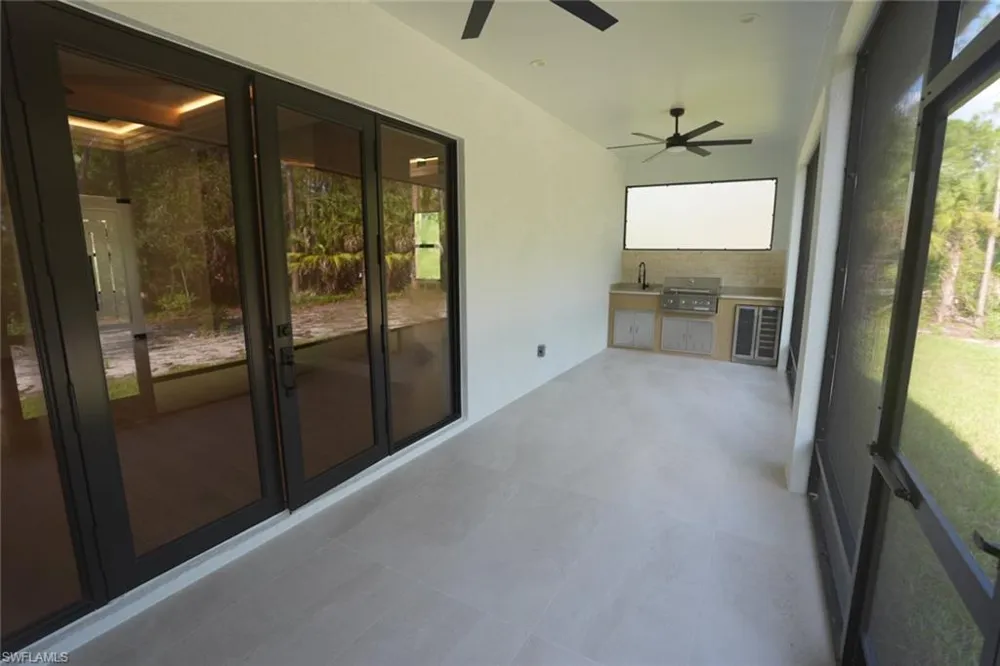 4009 8th ave ne Naples, FL 34120