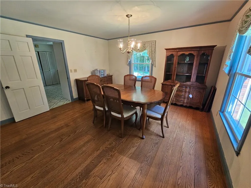 143- James Street Elkin, NC 28621