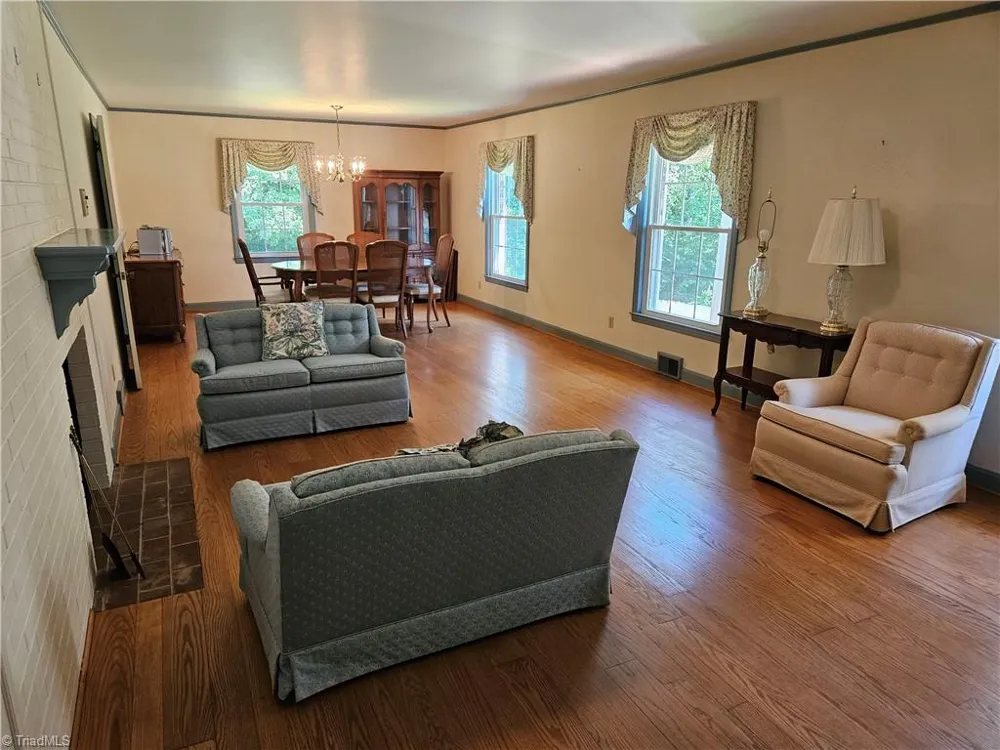 143- James Street Elkin, NC 28621