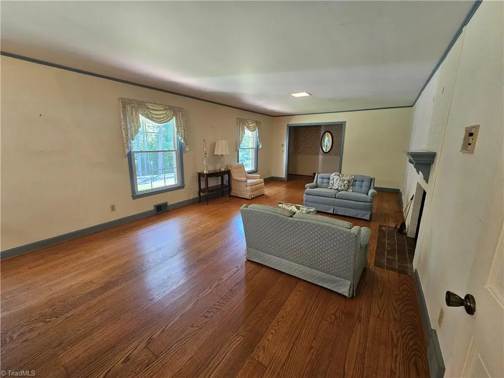 143- James Street Elkin, NC 28621