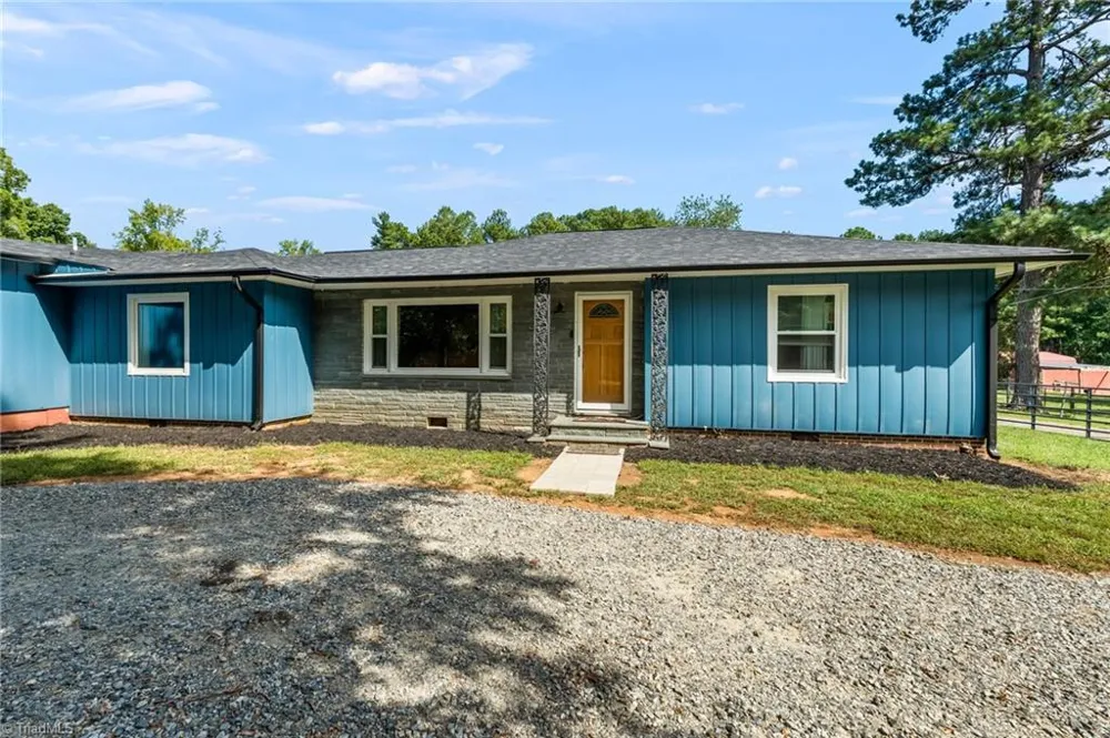105 Old Nc Highway 109 Lexington, NC 27292
