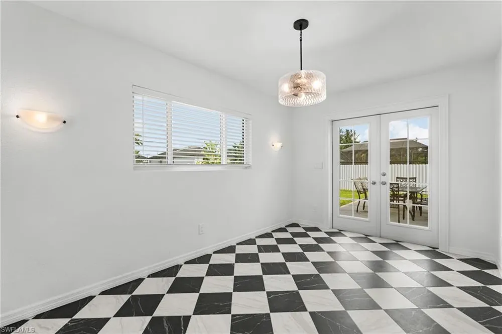 475 NE 3rd Place Cape Coral, FL 33909
