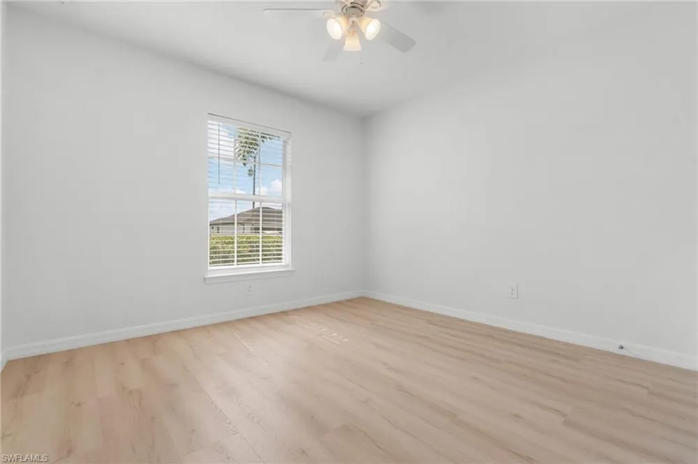 475 NE 3rd Place Cape Coral, FL 33909