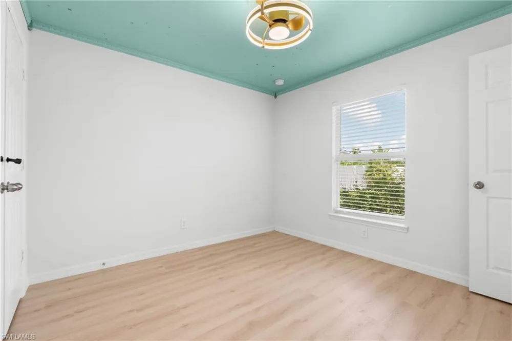 475 NE 3rd Place Cape Coral, FL 33909