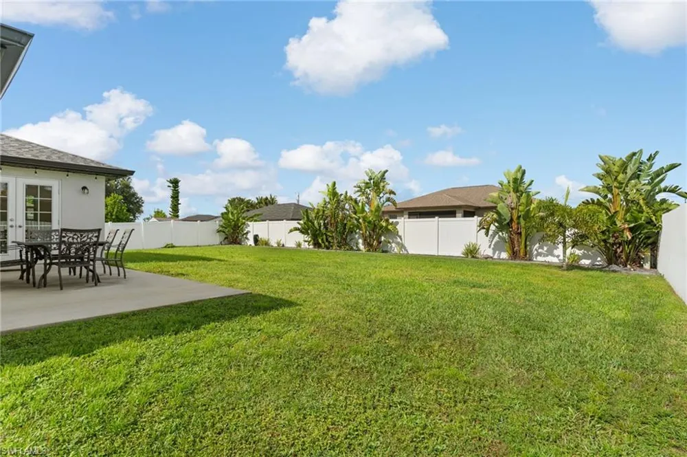 475 NE 3rd Place Cape Coral, FL 33909