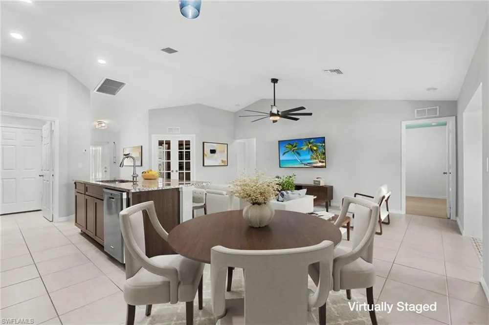475 NE 3rd Place Cape Coral, FL 33909