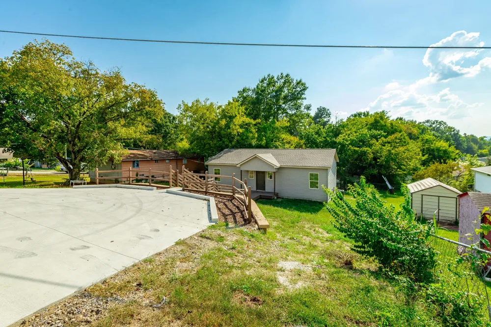 319 Scruggs Road Ringgold, GA 30736