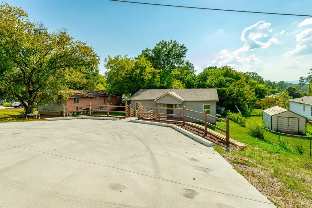 319 Scruggs Road Ringgold, GA 30736
