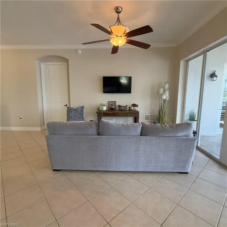 182 Shadroe Cove Circle #802 Cape Coral, FL 33991