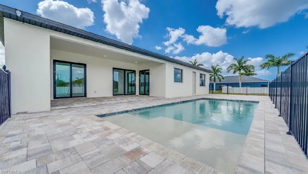 3614 SW 3 STREET Cape Coral, FL 33991