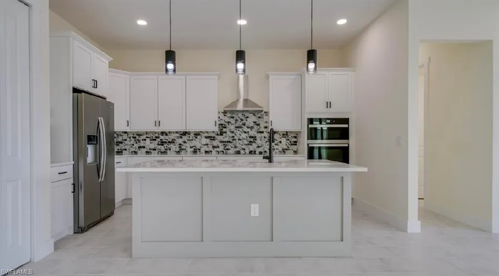 3614 SW 3 STREET Cape Coral, FL 33991