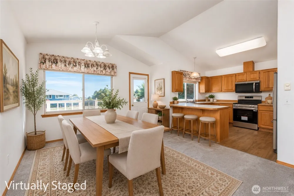 100 Bay View St Sequim, WA 98382