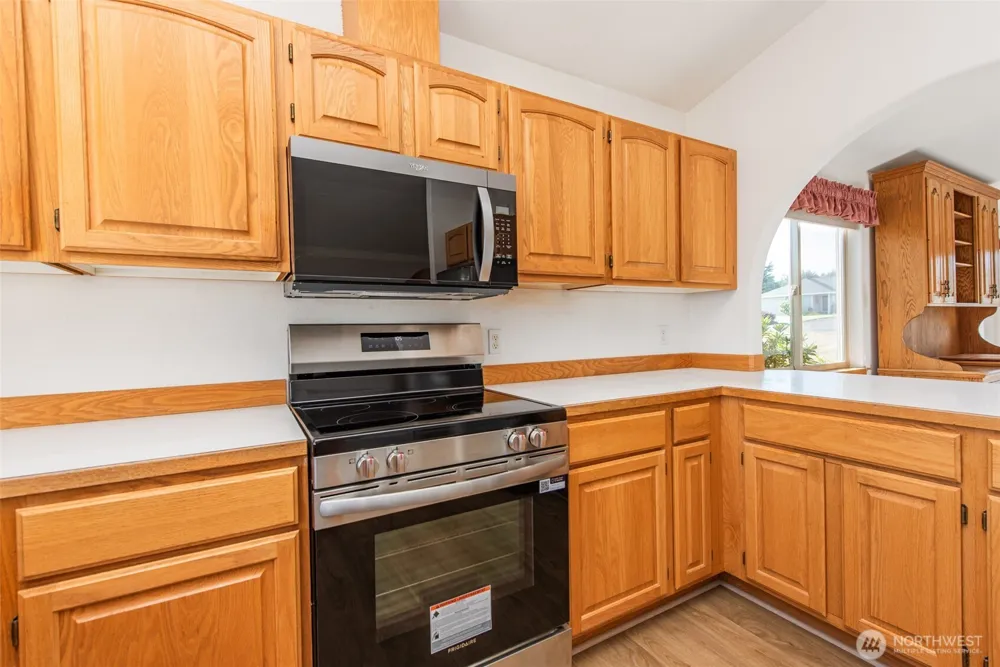 100 Bay View St Sequim, WA 98382