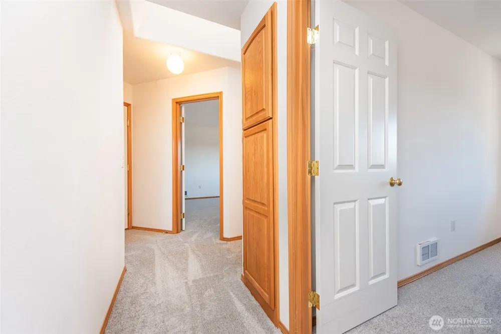100 Bay View St Sequim, WA 98382