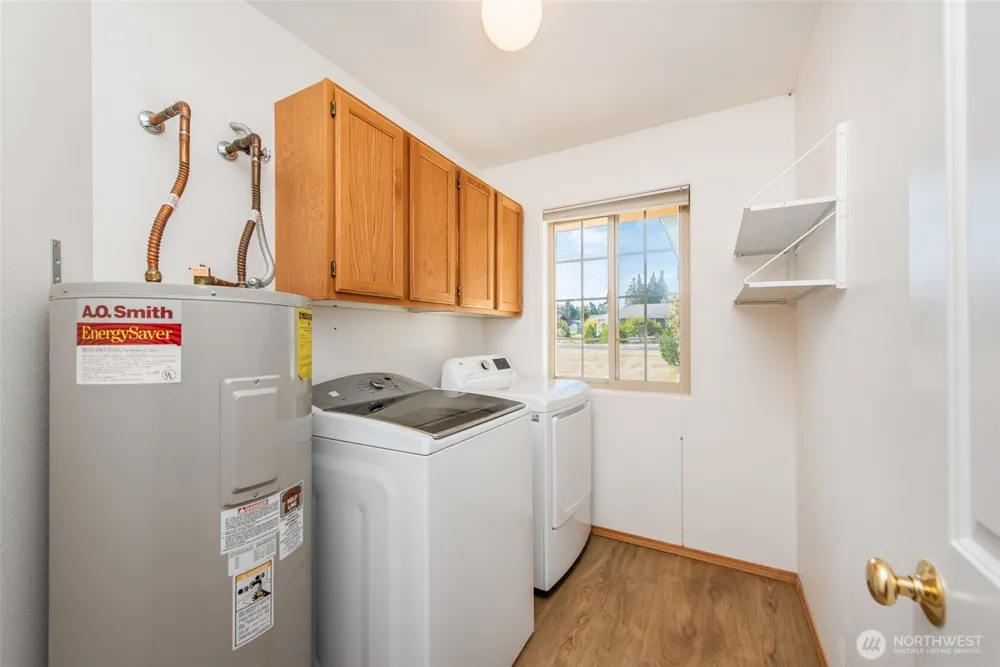 100 Bay View St Sequim, WA 98382