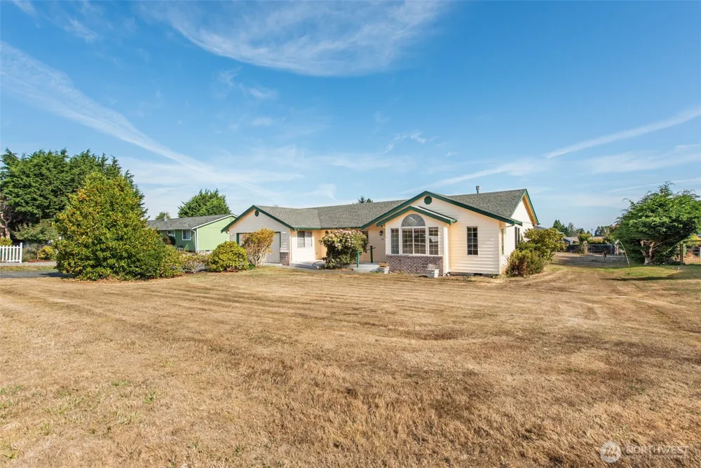 100 Bay View St Sequim, WA 98382