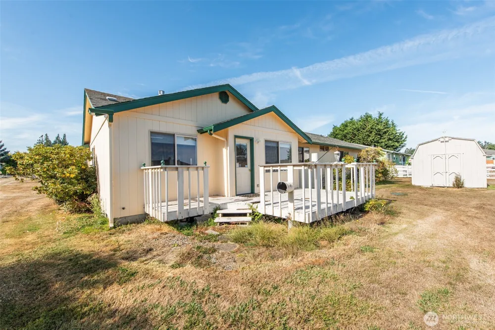 100 Bay View St Sequim, WA 98382