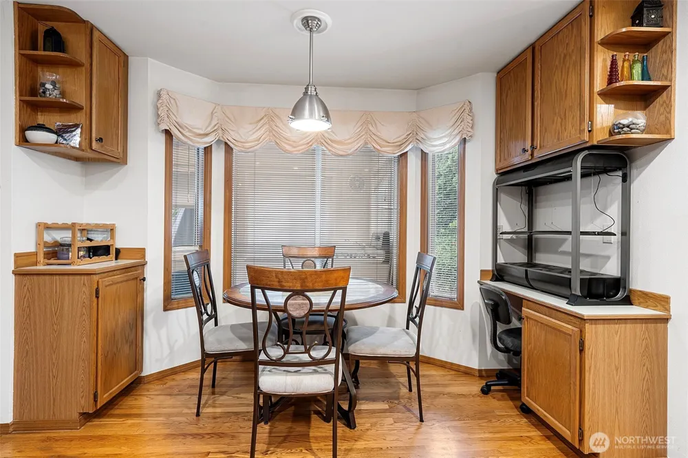 4639 SW 328TH PLACE Federal Way, WA 98023