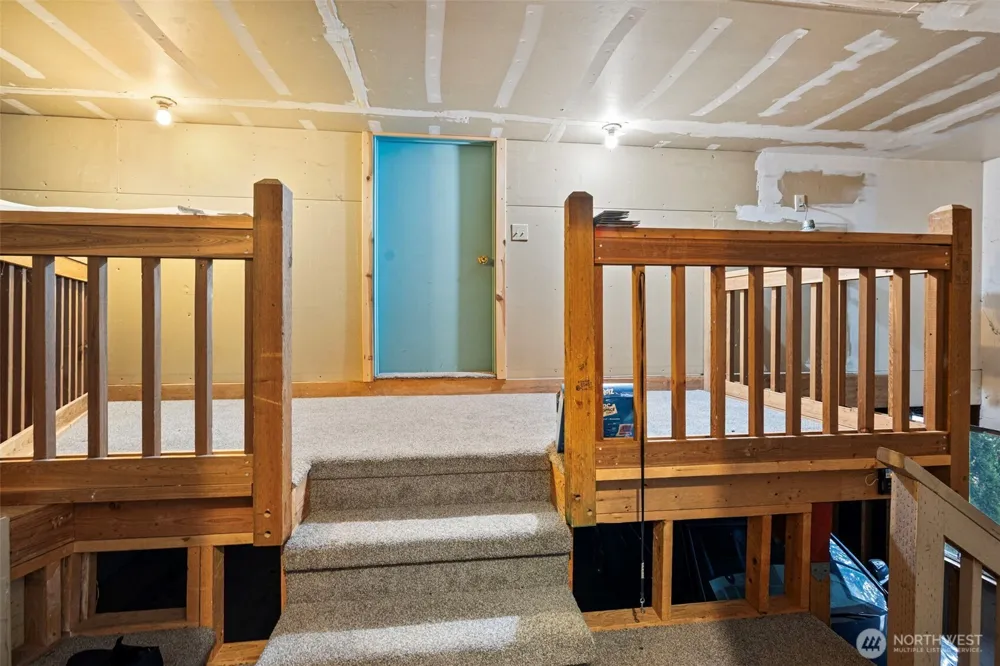 4639 SW 328TH PLACE Federal Way, WA 98023