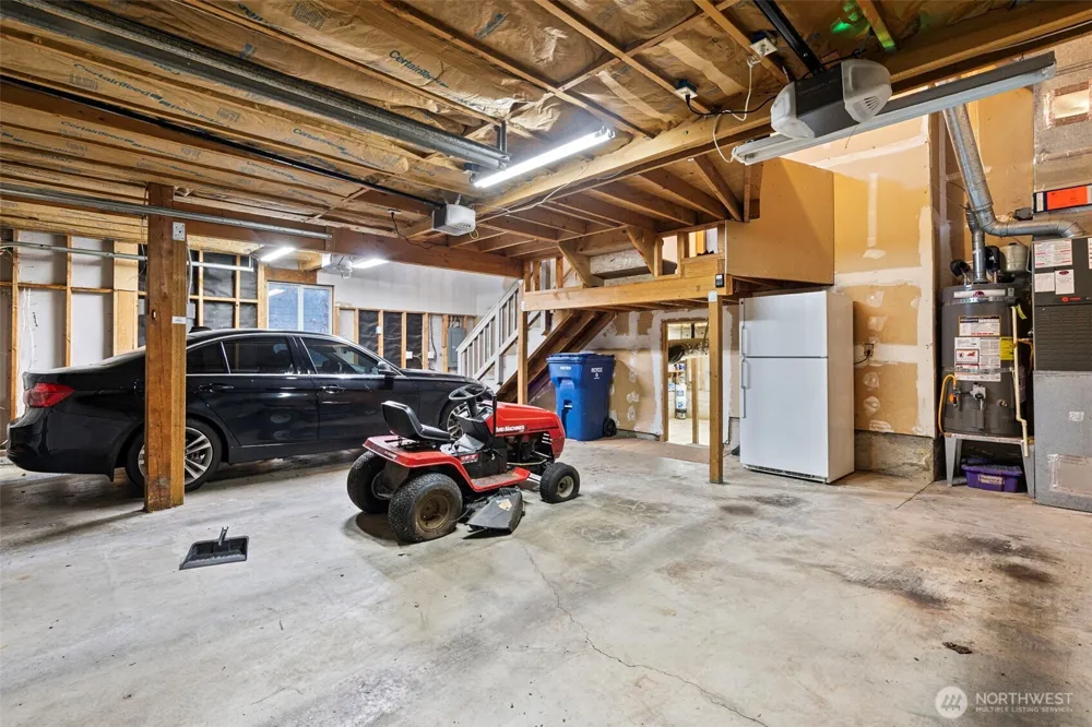 4639 SW 328TH PLACE Federal Way, WA 98023