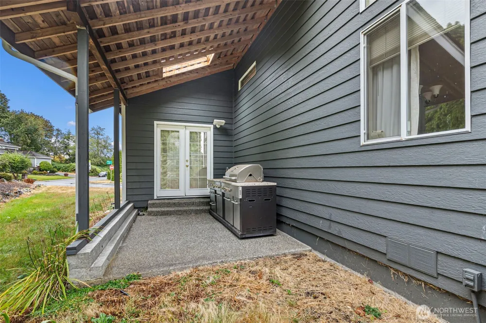 4639 SW 328TH PLACE Federal Way, WA 98023