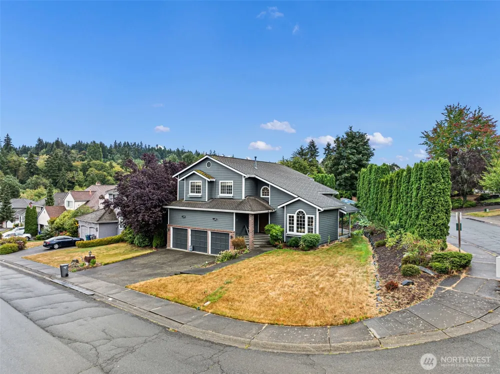 4639 SW 328TH PLACE Federal Way, WA 98023