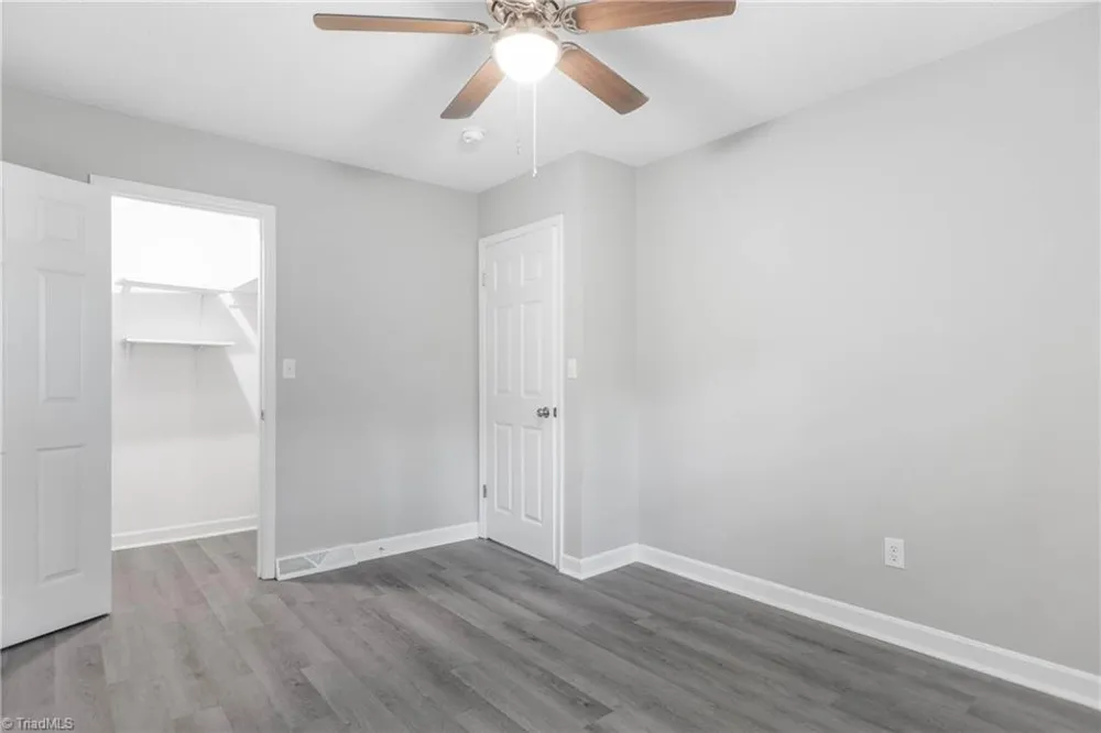 18 Forsyth Street Thomasville, NC 27360