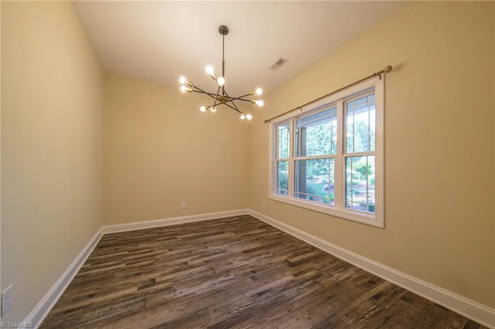 5758 Ironwood Drive Snow Camp, NC 27349
