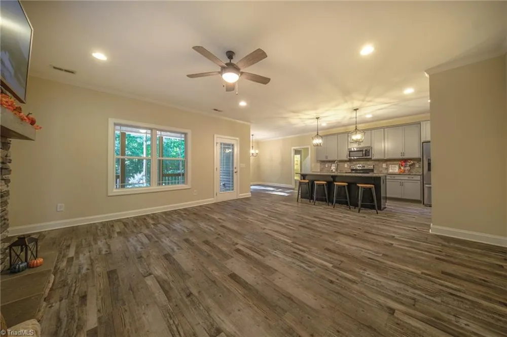 5758 Ironwood Drive Snow Camp, NC 27349