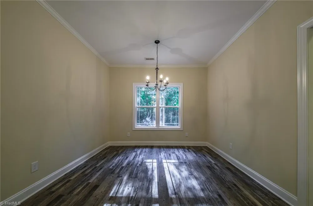 5758 Ironwood Drive Snow Camp, NC 27349