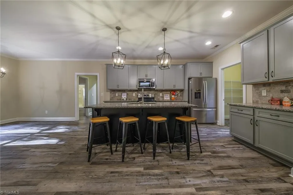 5758 Ironwood Drive Snow Camp, NC 27349