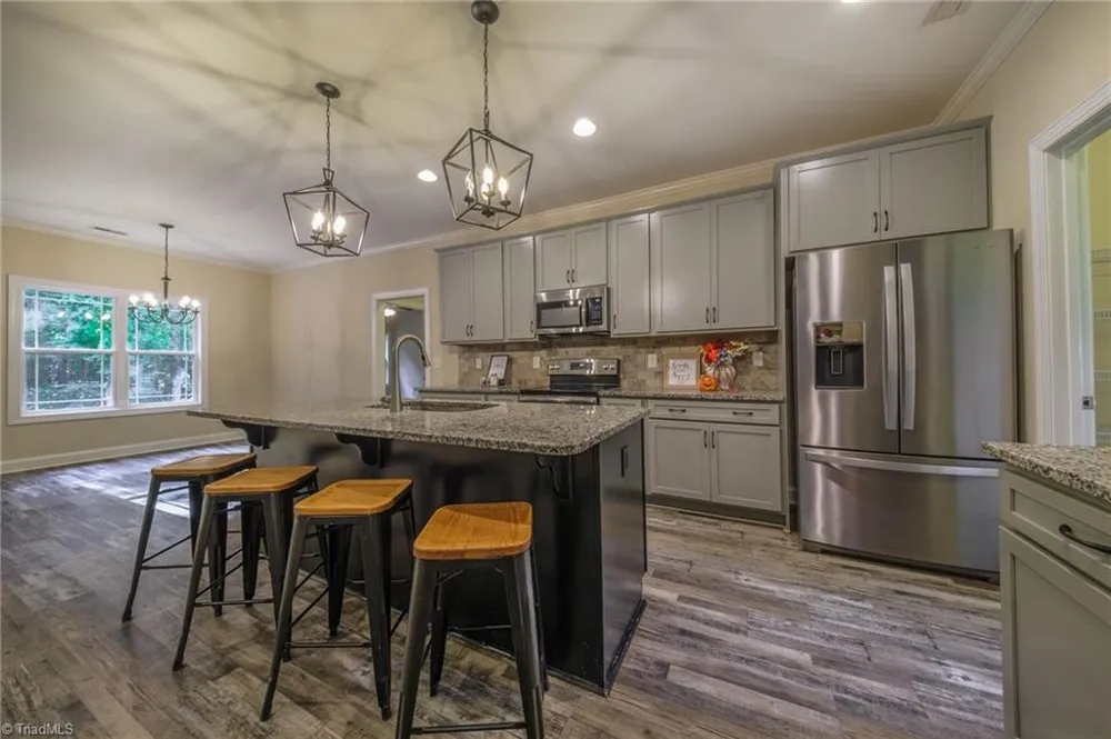 5758 Ironwood Drive Snow Camp, NC 27349