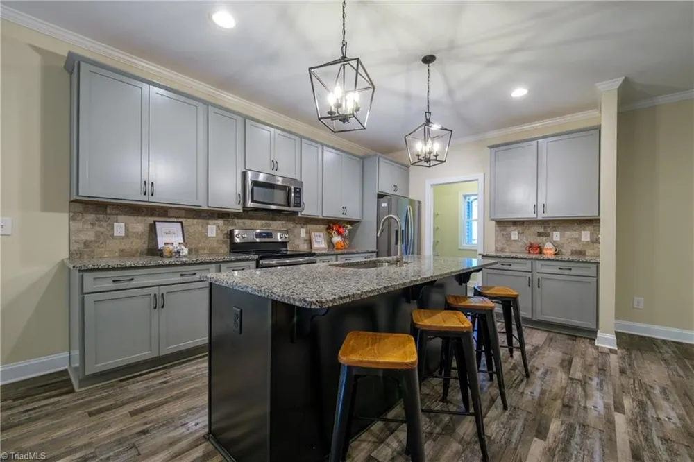 5758 Ironwood Drive Snow Camp, NC 27349