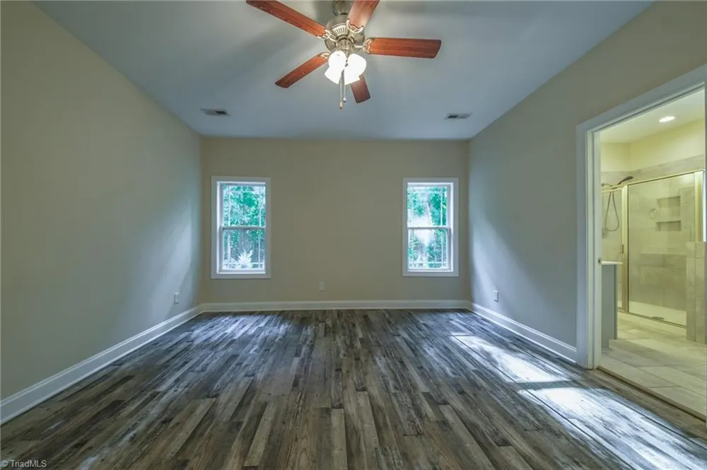5758 Ironwood Drive Snow Camp, NC 27349