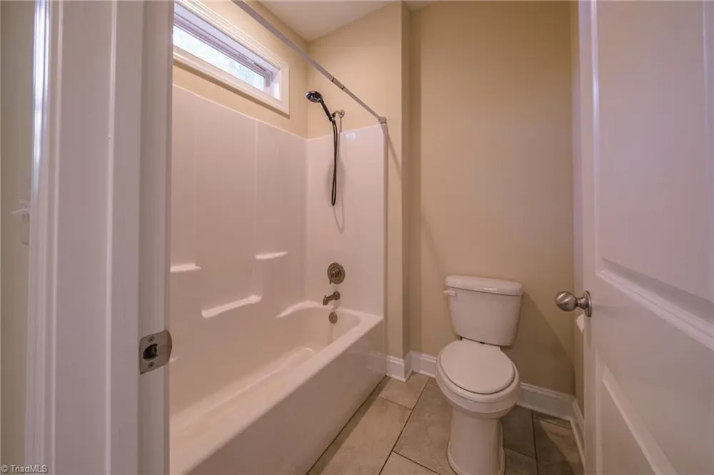 5758 Ironwood Drive Snow Camp, NC 27349