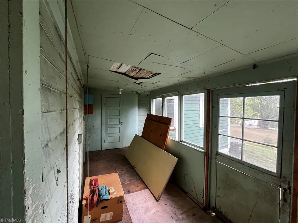 207 Summit Street Walnut Cove, NC 27052