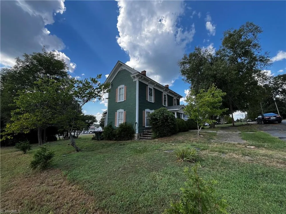 207 Summit Street Walnut Cove, NC 27052