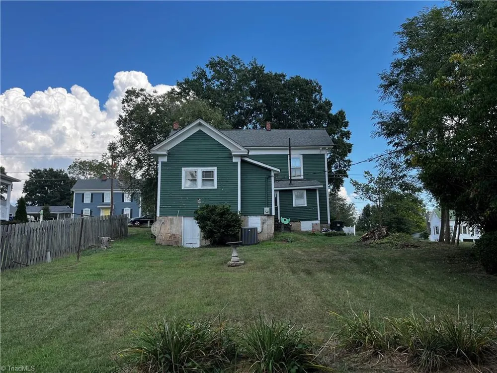207 Summit Street Walnut Cove, NC 27052