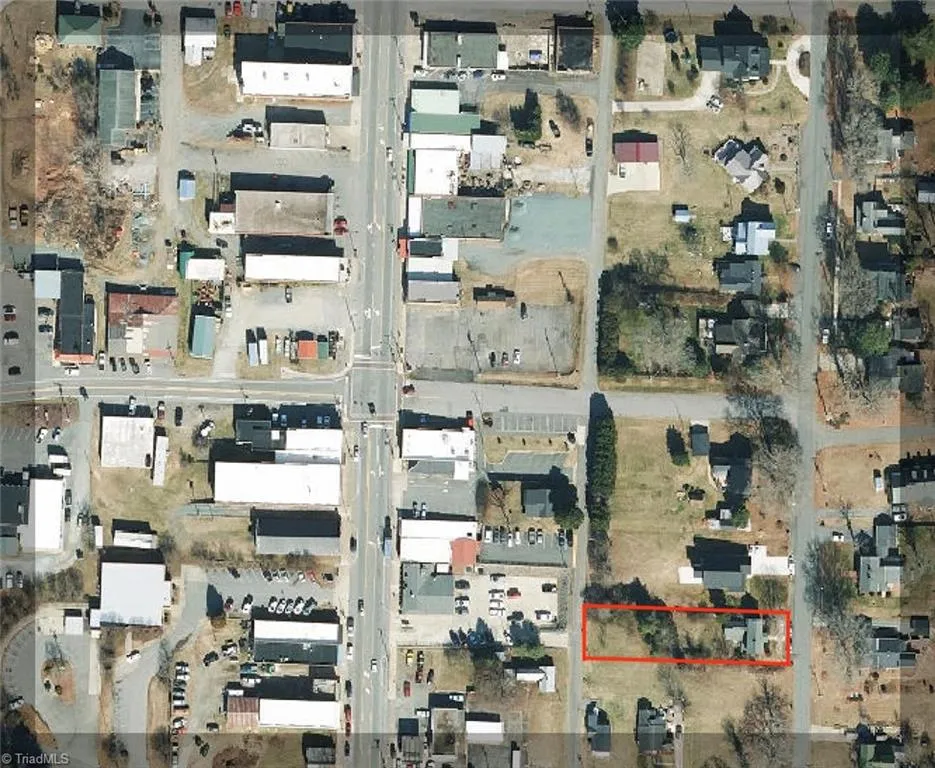 207 Summit Street Walnut Cove, NC 27052
