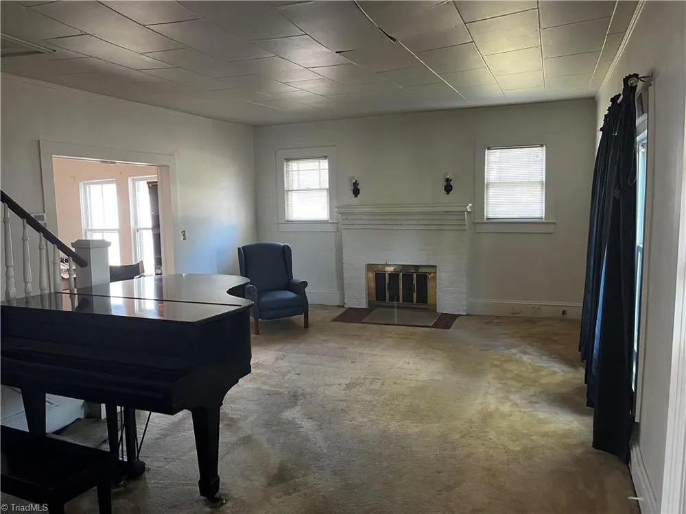 207 Summit Street Walnut Cove, NC 27052