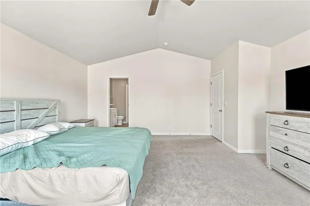 6777 Capstone Court Rural Hall, NC 27045