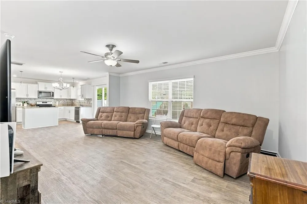 6777 Capstone Court Rural Hall, NC 27045
